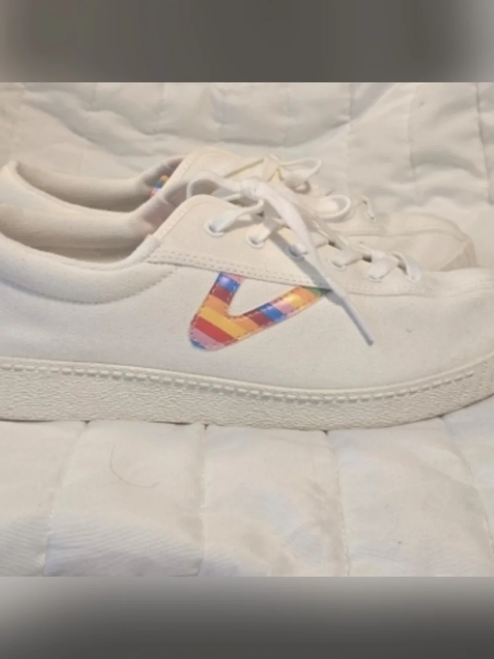 Tretorn Nylite Canvas Sneakers Sz 9